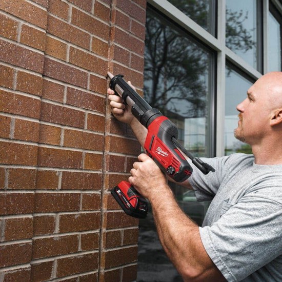 Milwaukee C18PCG/310C-201B M18 310ml Caulking Gun with Cartridge Holder