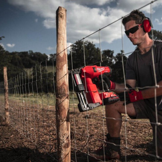 Milwaukee M18FFUS-0C M18 FUEL Fencing Utility Stapler